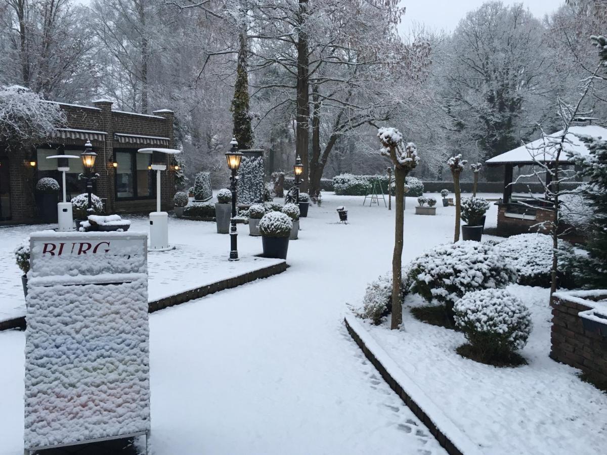 Burg Wegberg Hotel & Eventlocation Exteriör bild